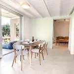 Helichrysum Lofts Apartman *
