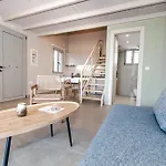 Helichrysum Lofts Apartman Marathópoli