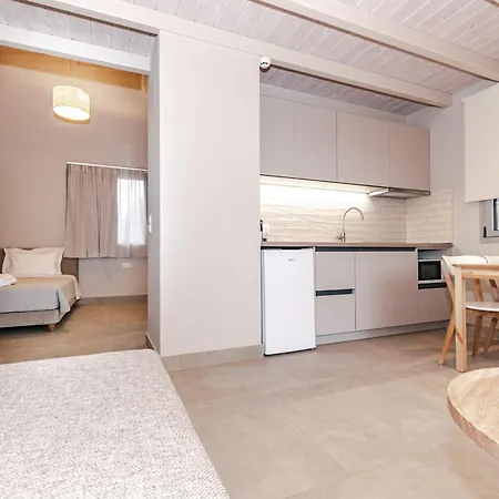 Helichrysum Lofts * Μαραθόπολη