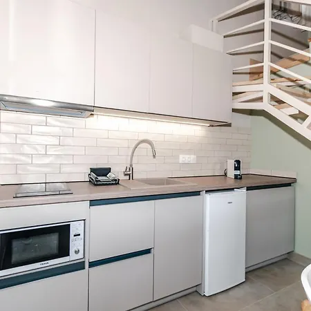 Helichrysum Lofts Апартаменты Маратополис