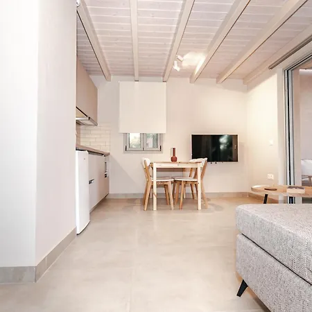 Helichrysum Lofts