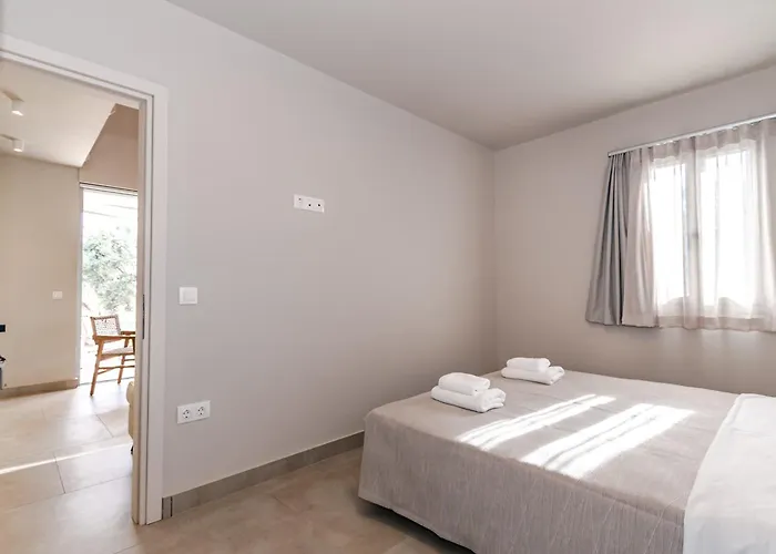 Helichrysum Lofts Appartement Marathopoli